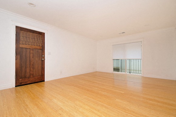 College Green Apartments photo 2